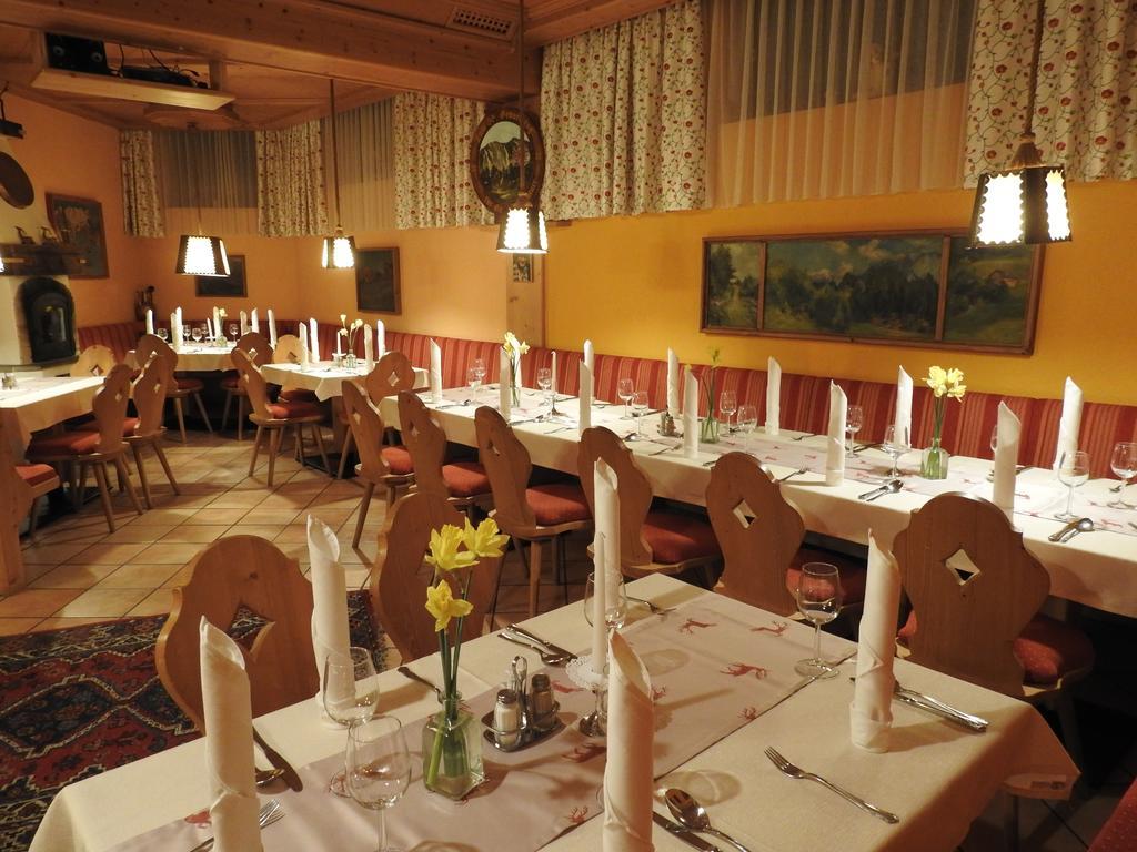 Gasthof Piburger See Hotel เอิทซ์ ภายนอก รูปภาพ