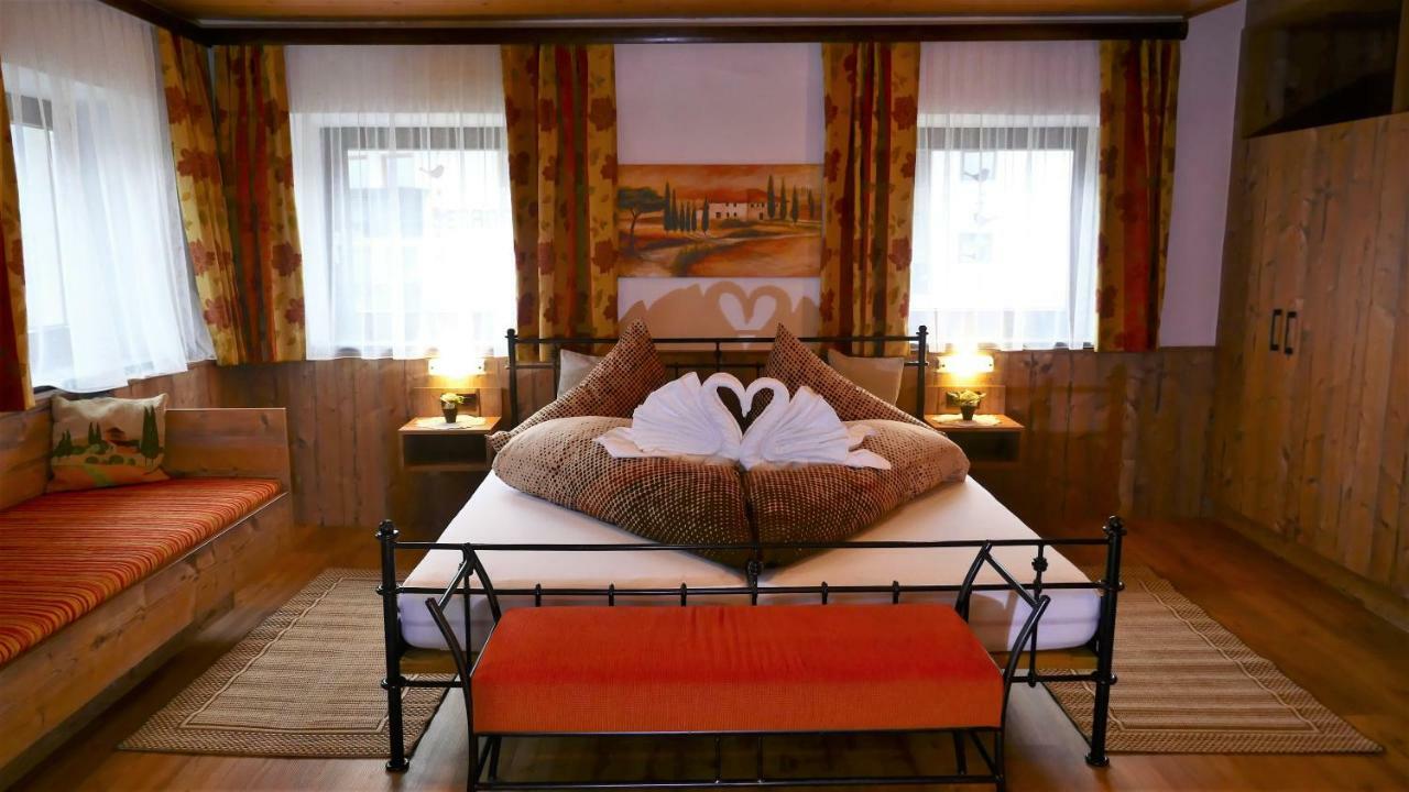 Gasthof Piburger See Hotel เอิทซ์ ภายนอก รูปภาพ