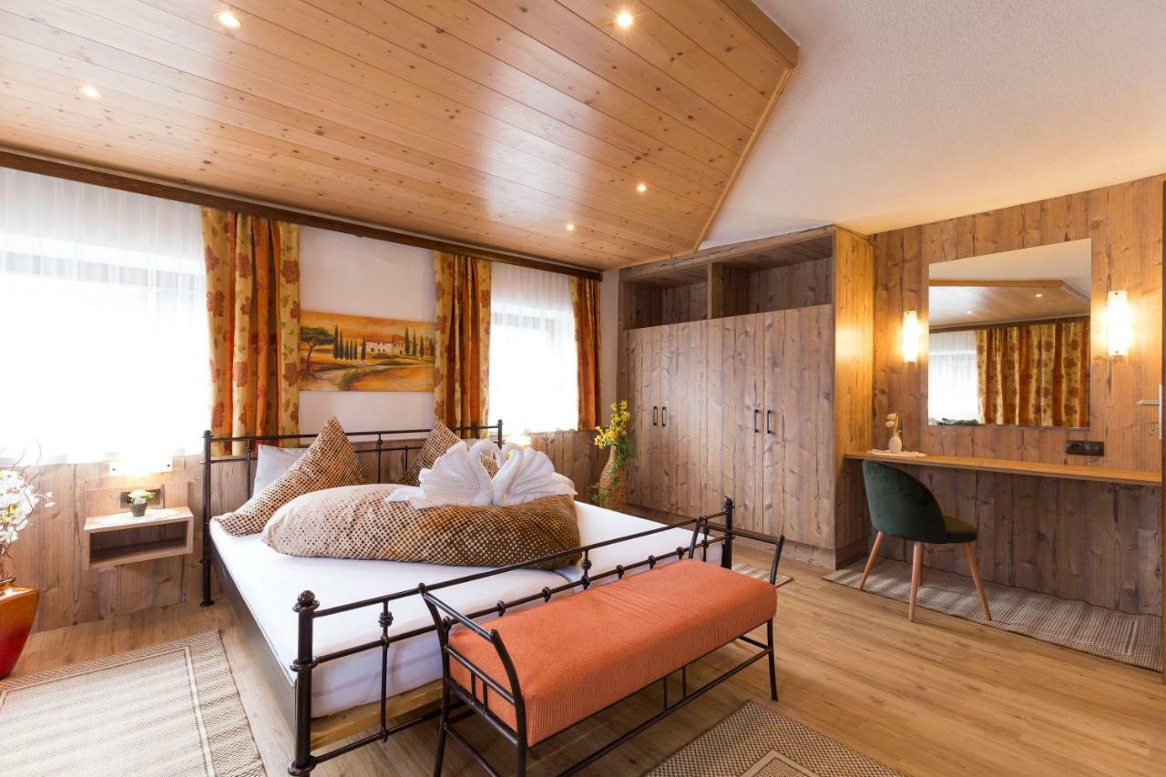 Gasthof Piburger See Hotel เอิทซ์ ภายนอก รูปภาพ